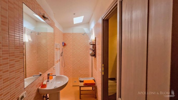 Image No.9-1 Bed Apartment for sale