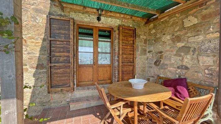 Image No.16-8 Bed Apartment for sale