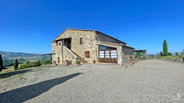 Image No.28-8 Bed Apartment for sale