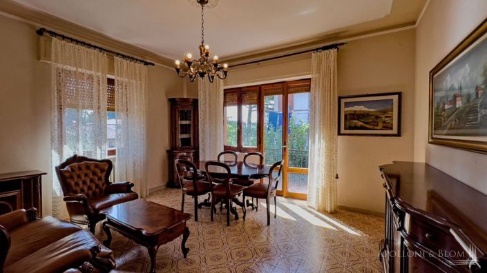 Image No.15-3 Bed Country House for sale