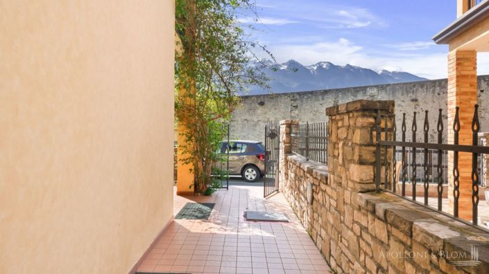 Image No.15-6 Bed Villa for sale