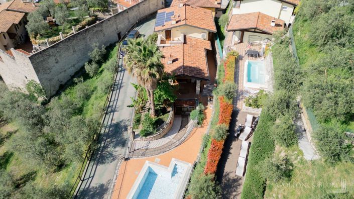 Image No.7-6 Bed Villa for sale