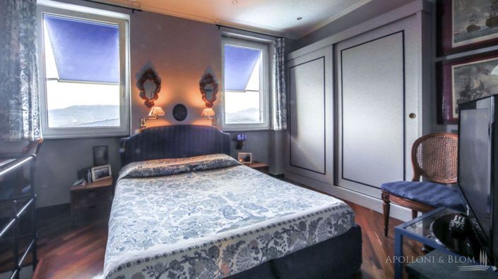 Image No.15-3 Bed Country House for sale