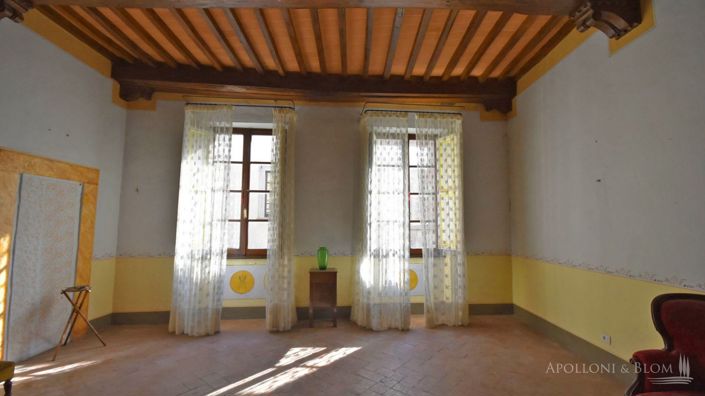 Image No.12-6 Bed Apartment for sale