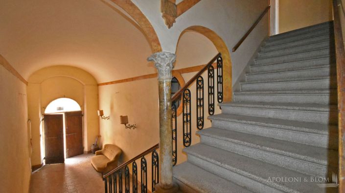 Image No.2-6 Bed Apartment for sale
