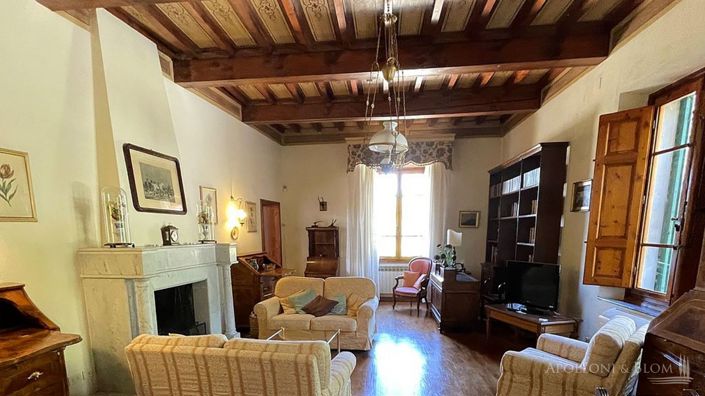 Image No.19-26 Bed Apartment for sale