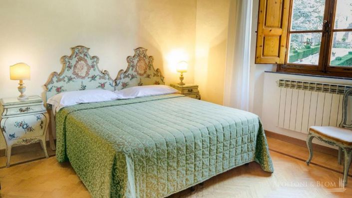 Image No.22-26 Bed Apartment for sale