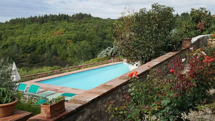 Image No.8-26 Bed Apartment for sale