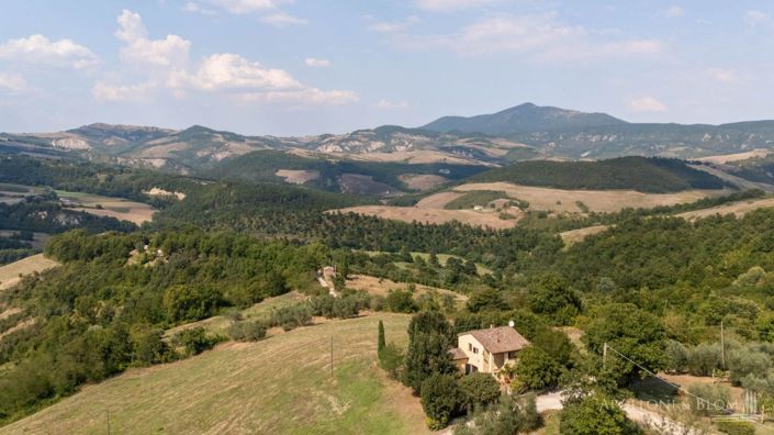 Image No.6-3 Bed Villa for sale