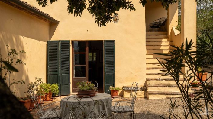 Image No.9-3 Bed Villa for sale