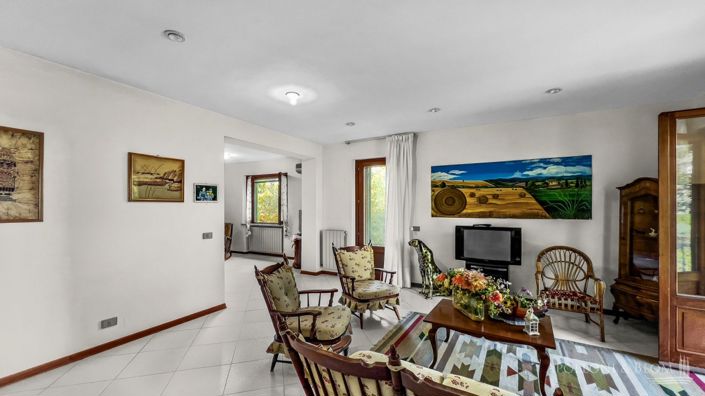 Image No.12-3 Bed Villa for sale