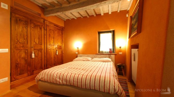 Image No.18-4 Bed Apartment for sale