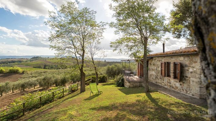 Image No.25-10 Bed Apartment for sale