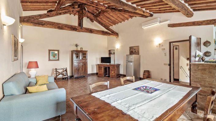 Image No.9-10 Bed Apartment for sale