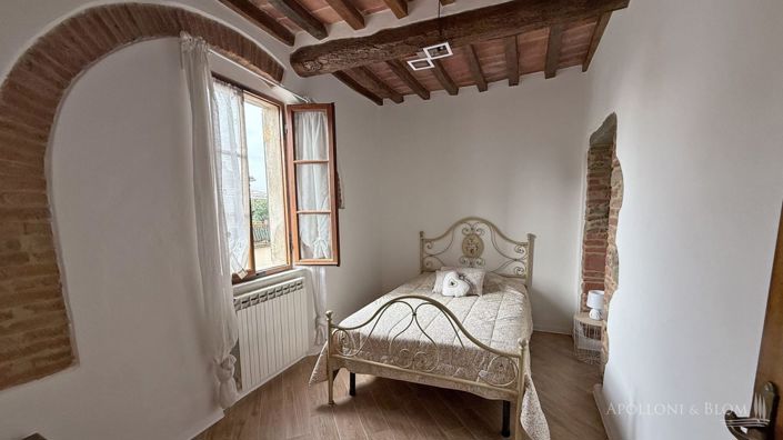 Image No.17-2 Bed Apartment for sale