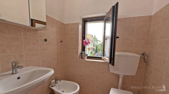 Image No.19-2 Bed Apartment for sale