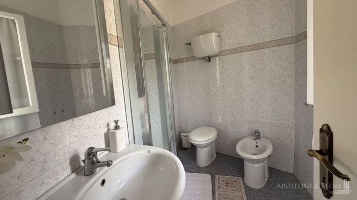 Image No.21-2 Bed Apartment for sale