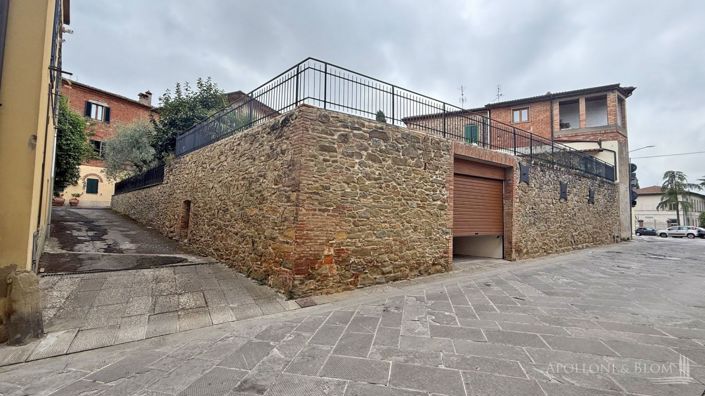 Image No.22-2 Bed Apartment for sale