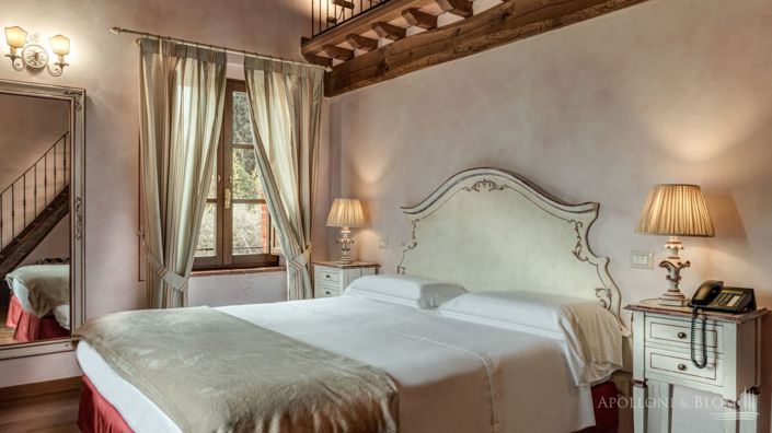 Image No.14-6 Bed Apartment for sale