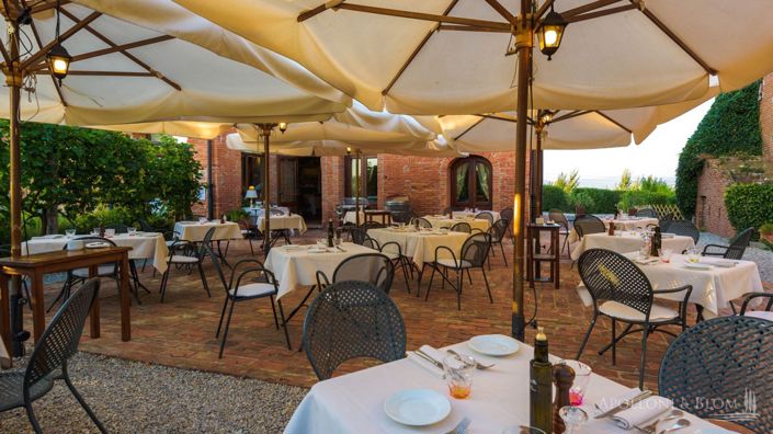 Image No.24-6 Bed Apartment for sale