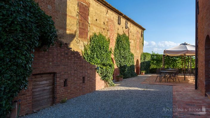 Image No.29-6 Bed Apartment for sale