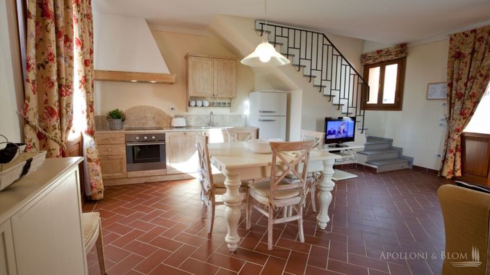 Image No.19-34 Bed Villa for sale