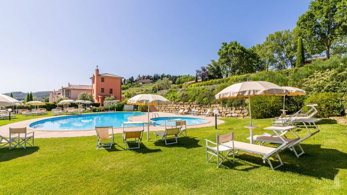 Image No.7-34 Bed Villa for sale