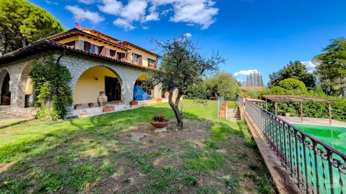 Image No.25-4 Bed Villa for sale