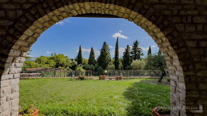 Image No.4-4 Bed Villa for sale