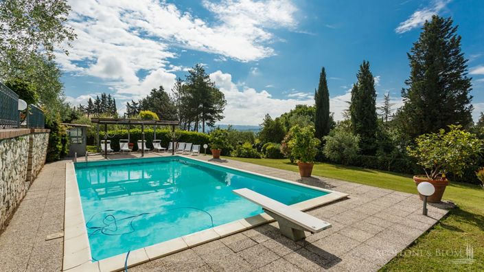 Image No.7-4 Bed Villa for sale