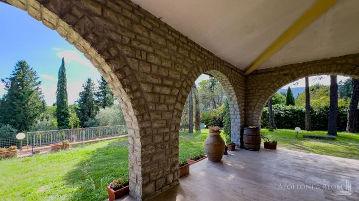 Image No.9-4 Bed Villa for sale