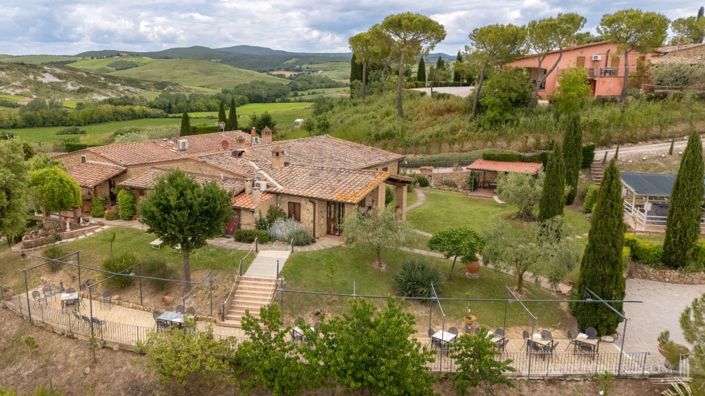 Image No.21-15 Bed Apartment for sale