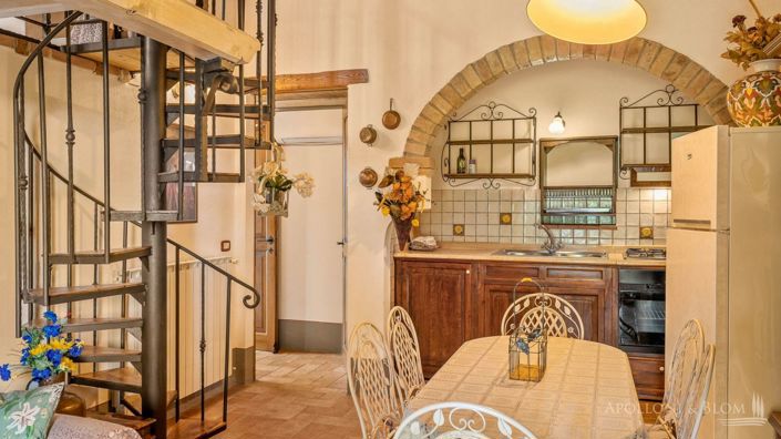 Image No.27-15 Bed Apartment for sale