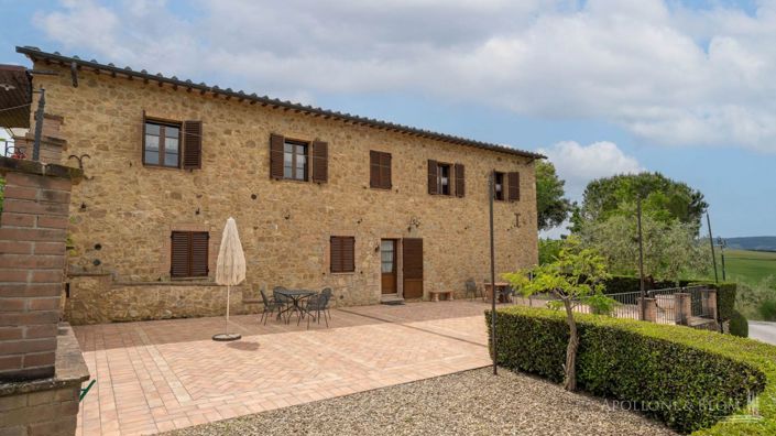 Image No.4-15 Bed Apartment for sale