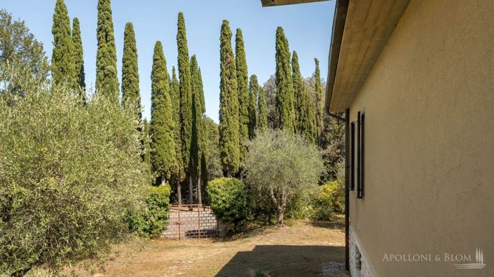 Image No.12-4 Bed Villa for sale