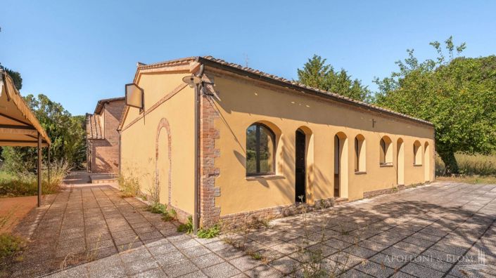 Image No.19-15 Bed Apartment for sale