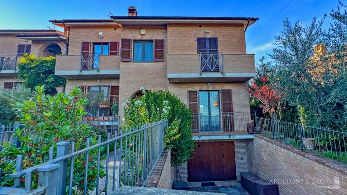 Image No.1-3 Bed Apartment for sale