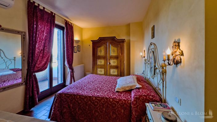 Image No.19-3 Bed Apartment for sale