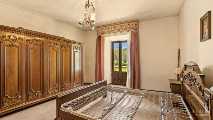 Image No.12-3 Bed Apartment for sale