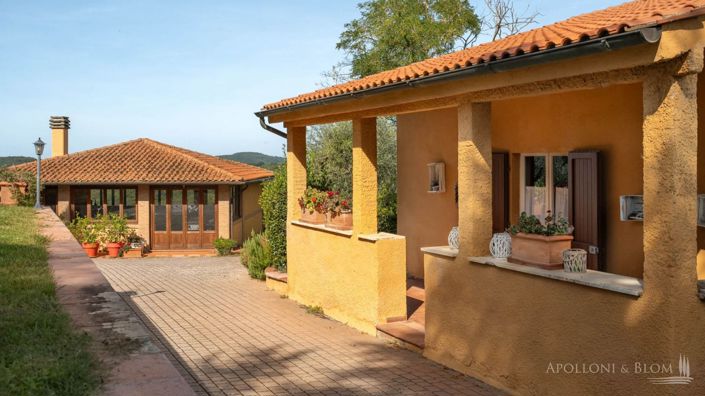 Image No.29-5 Bed Villa for sale