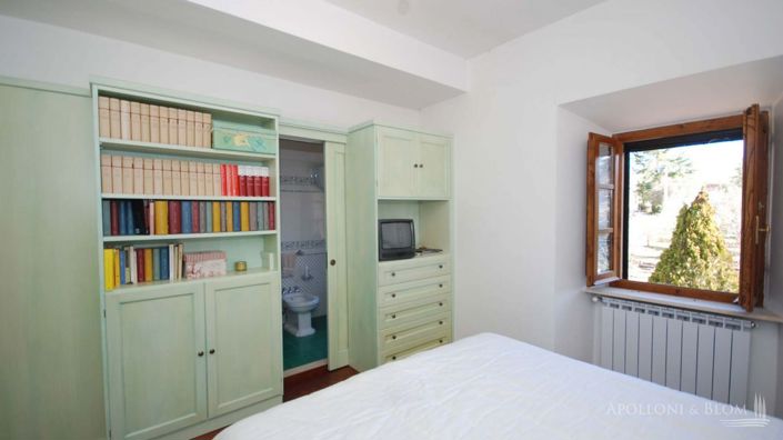 Image No.8-4 Bed Apartment for sale