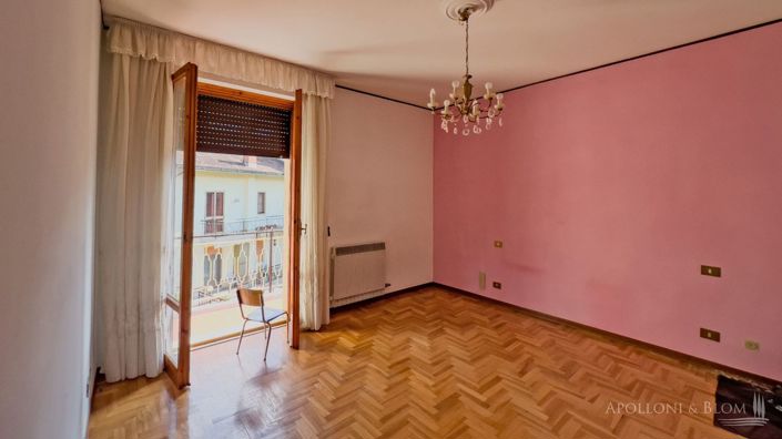 Image No.10-3 Bed Apartment for sale