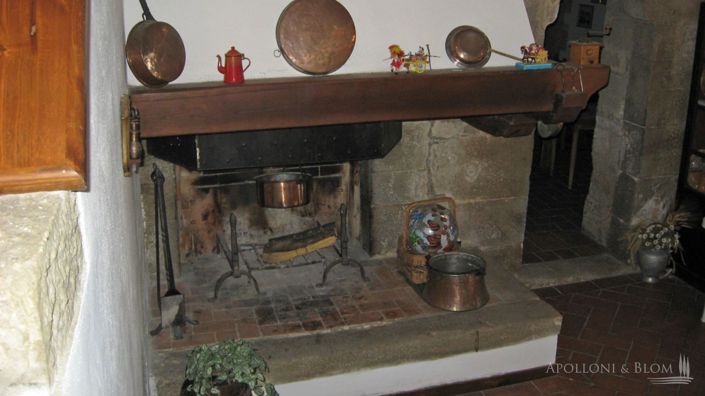 Image No.15-7 Bed Apartment for sale