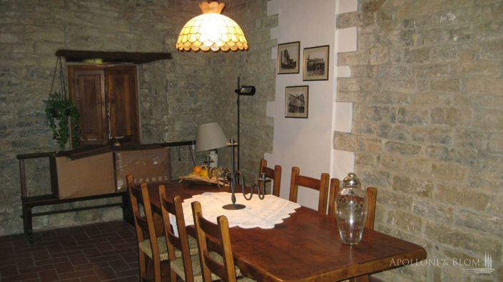 Image No.17-7 Bed Apartment for sale