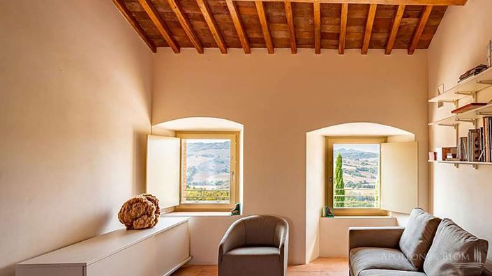 Image No.17-5 Bed Apartment for sale