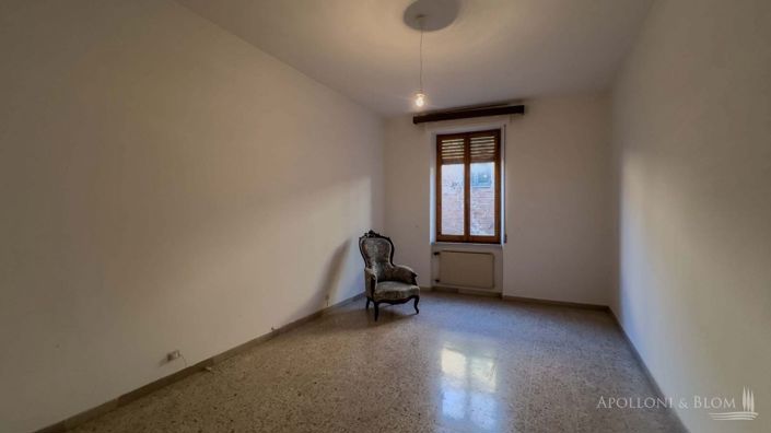 Image No.10-4 Bed Apartment for sale