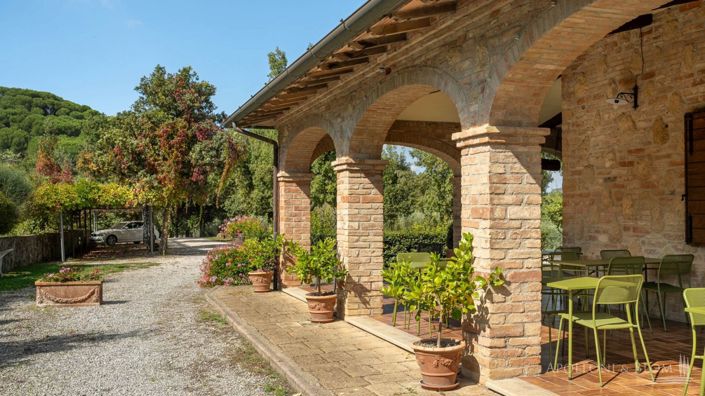 Image No.28-6 Bed Apartment for sale