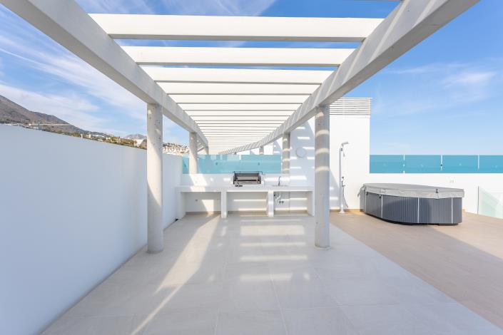 Image No.8-2 Bed Penthouse for sale