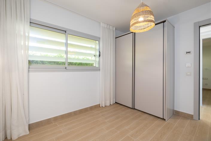 Image No.17-3 Bed Apartment for sale