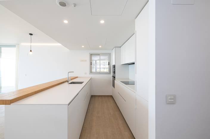 Image No.11-3 Bed Apartment for sale